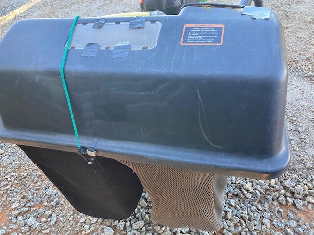 2010 John Deere LA115 Image 4