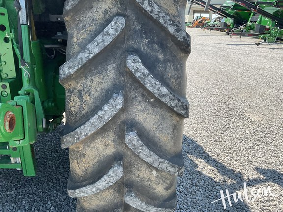 Photo of 2021 John Deere 6130R