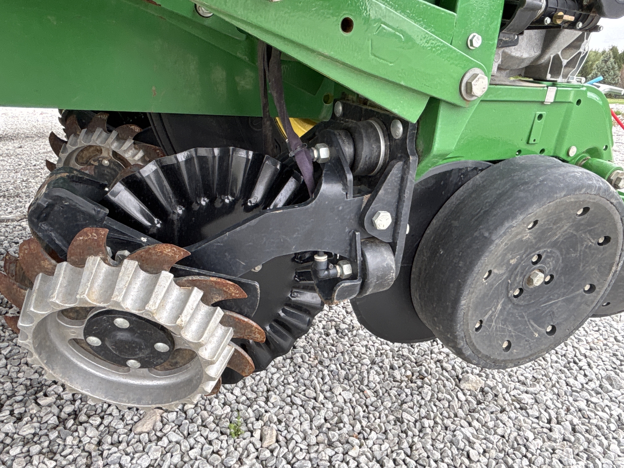 Used 2017 John Deere 1795 Planters: Drawn at Koenig Equipment in Urbana, OH - PhotoXL11