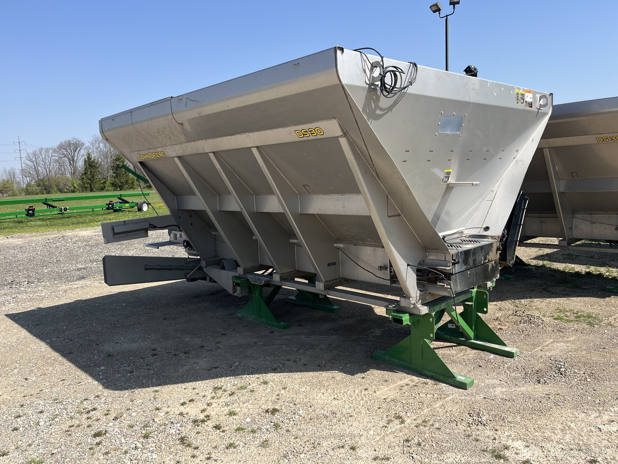 2022 John Deere 612R Image 17