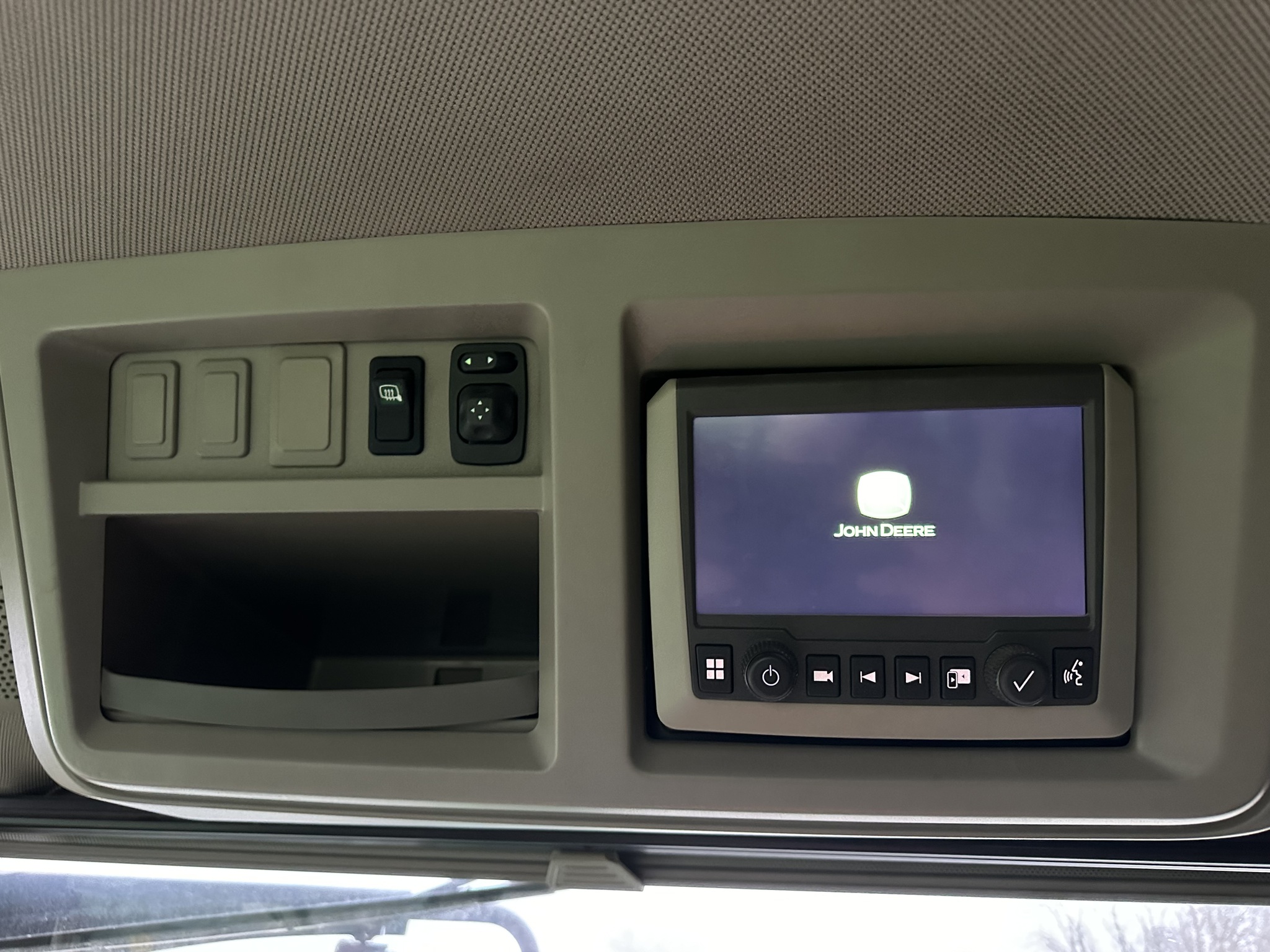 2022 John Deere 612R Image 11