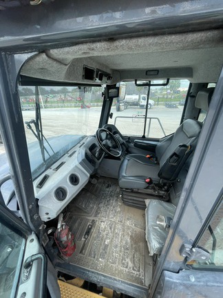 2023 John Deere 410E-II