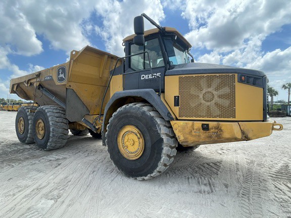 2023 John Deere 410E-II