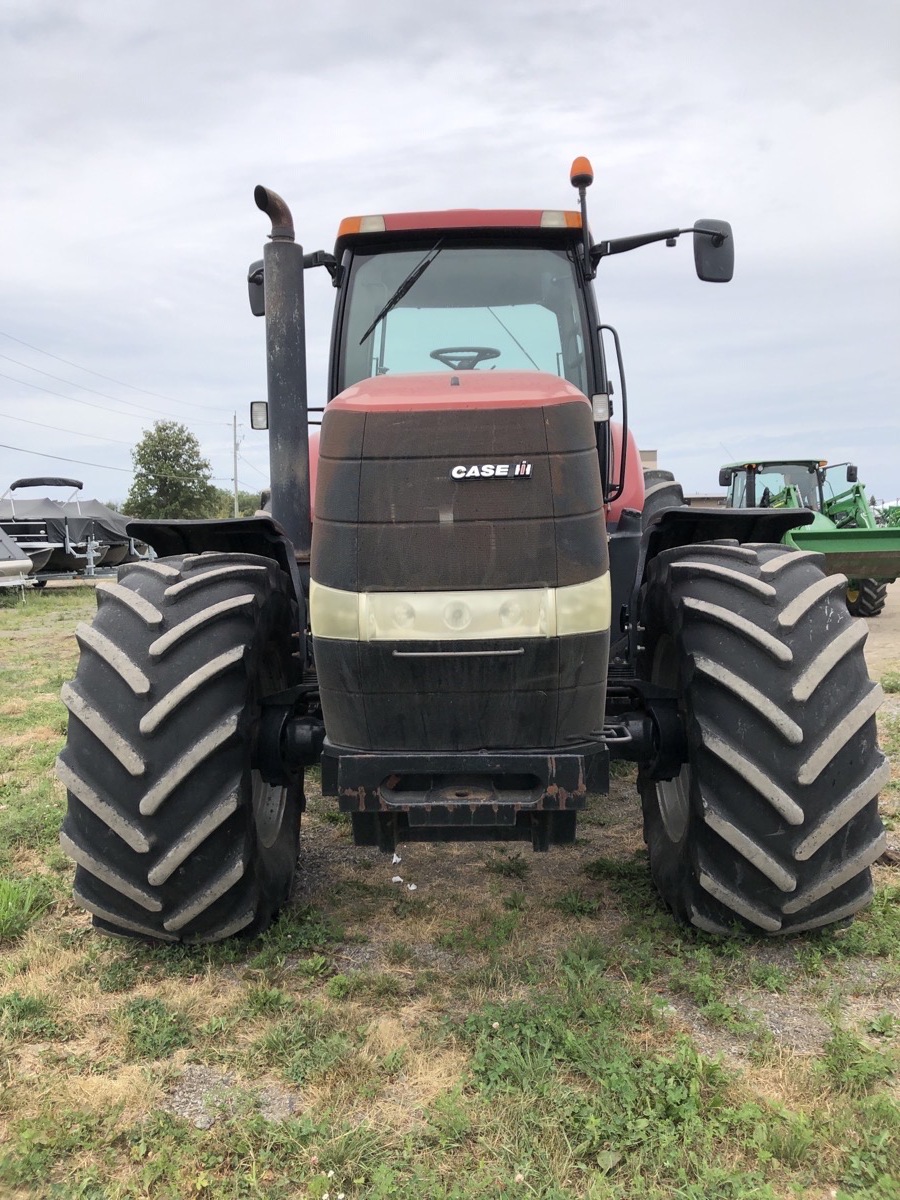 2010 Case IH MAGNUM 215 Image 5
