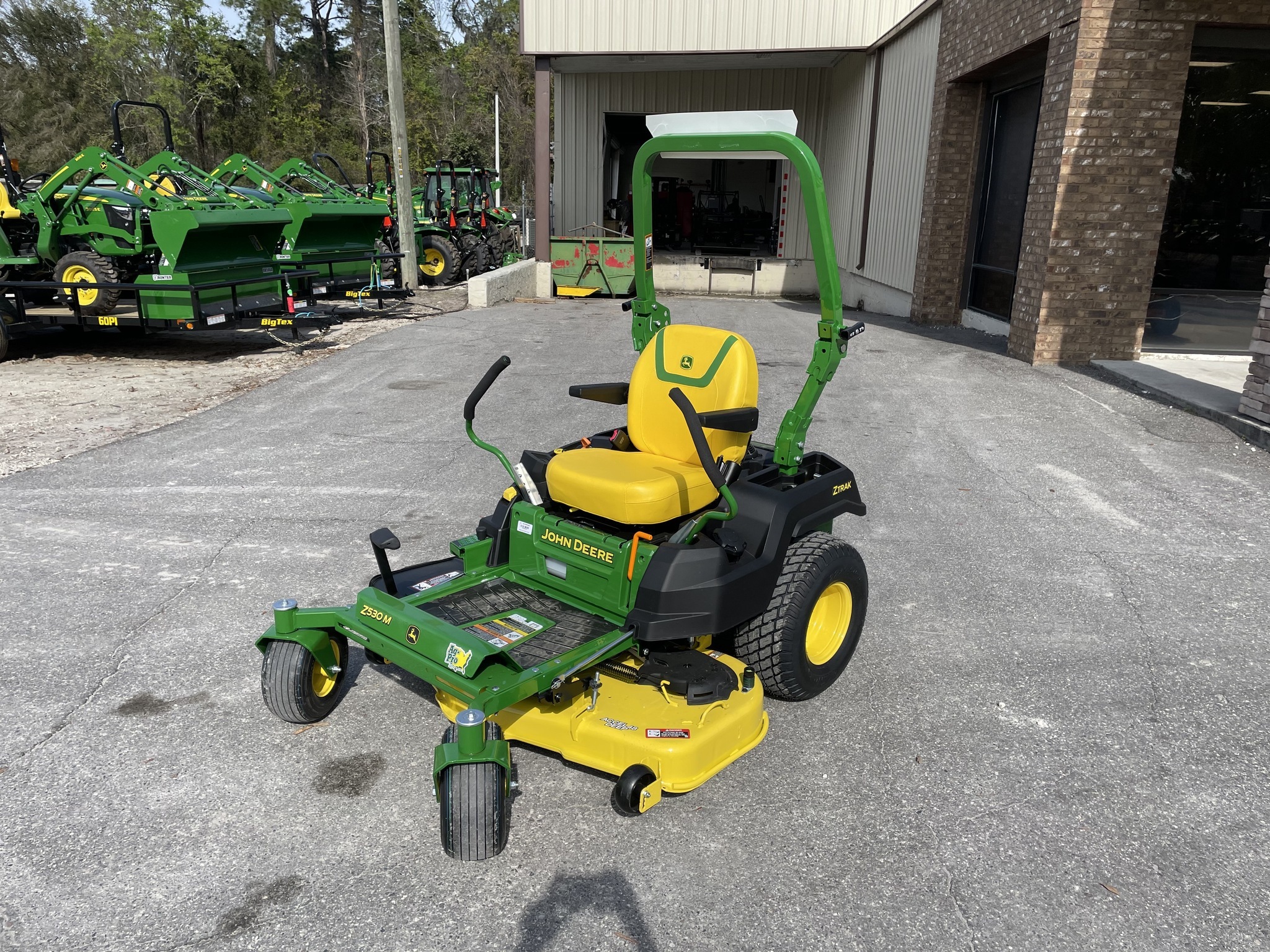 2025 John Deere Z530M Image 2