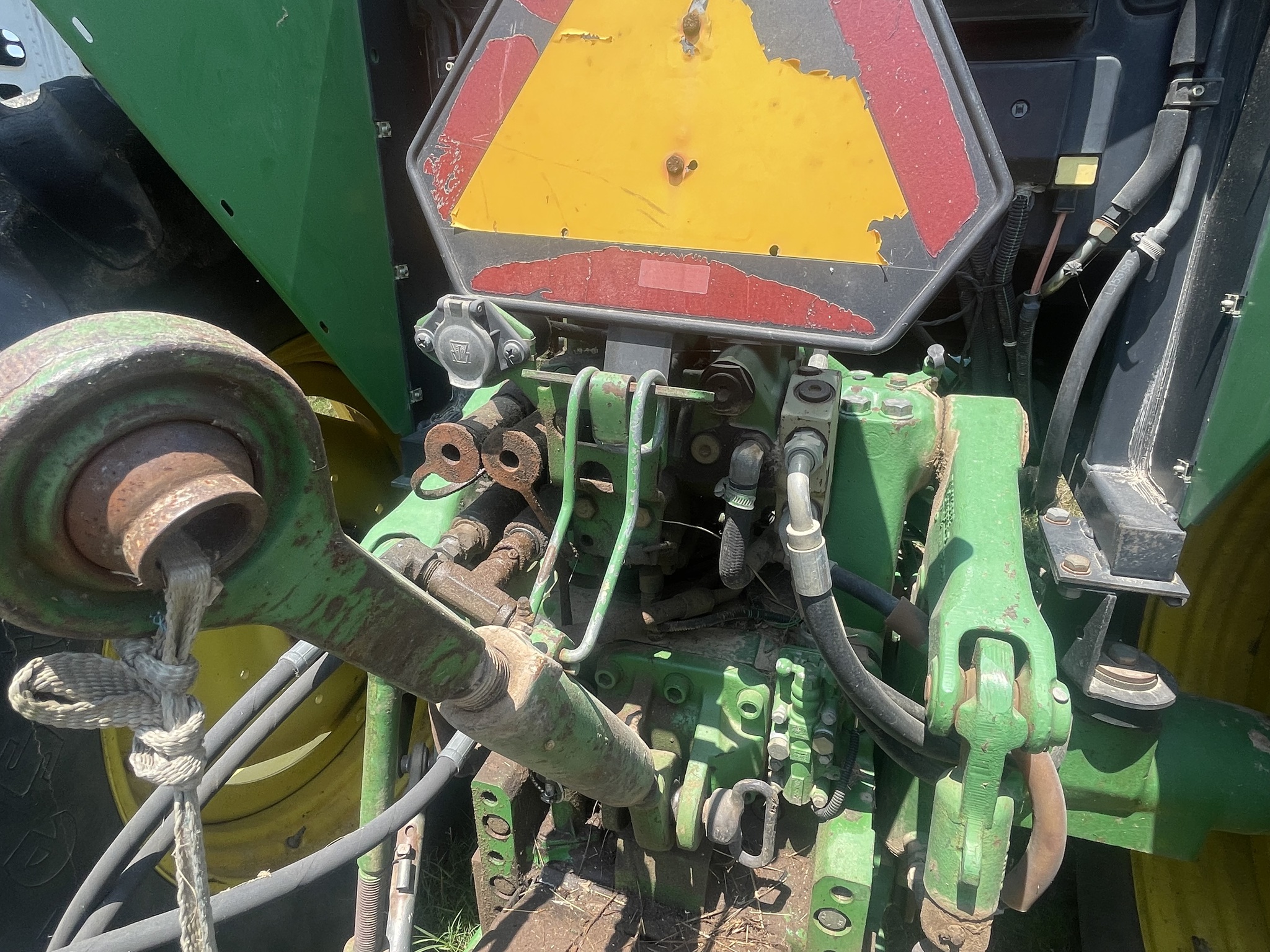 2004 John Deere 6615 Utility Tractors Nacogdoches, TX