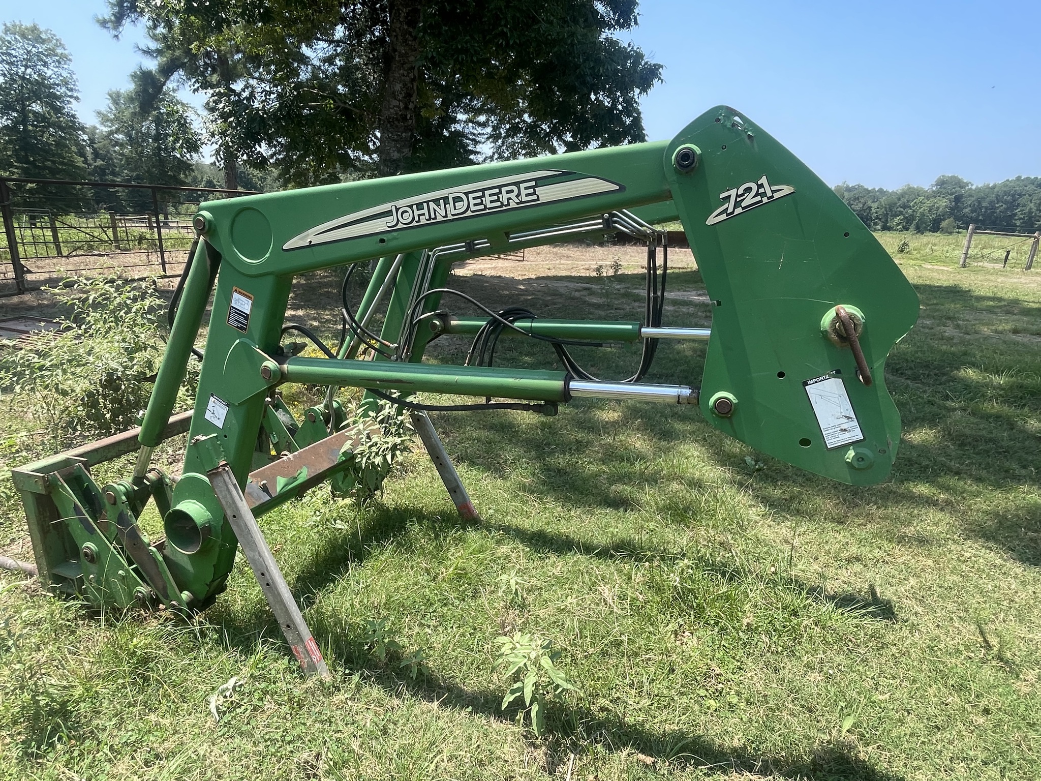 2004 John Deere 6615 Utility Tractors Nacogdoches, TX
