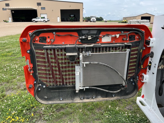 2023 Bobcat S66 - Photo17