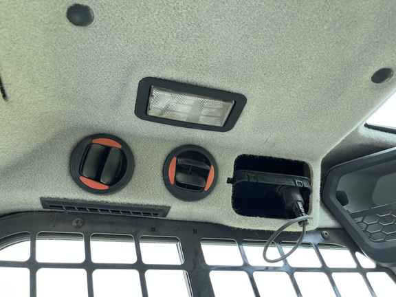 2023 Bobcat S66 - Photo30