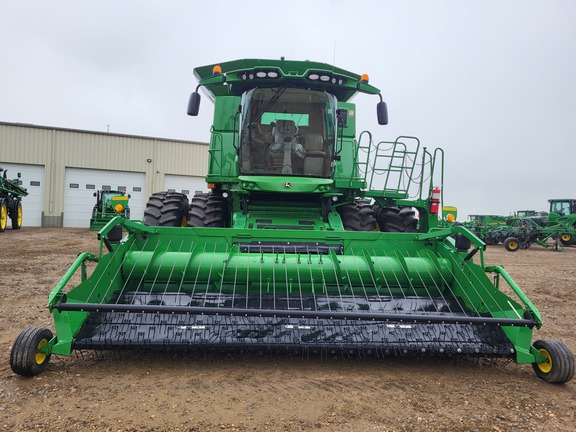 Used 2016 John Deere S680 Combines at Horizon Ag & Turf in St. Paul, AB - Photo8