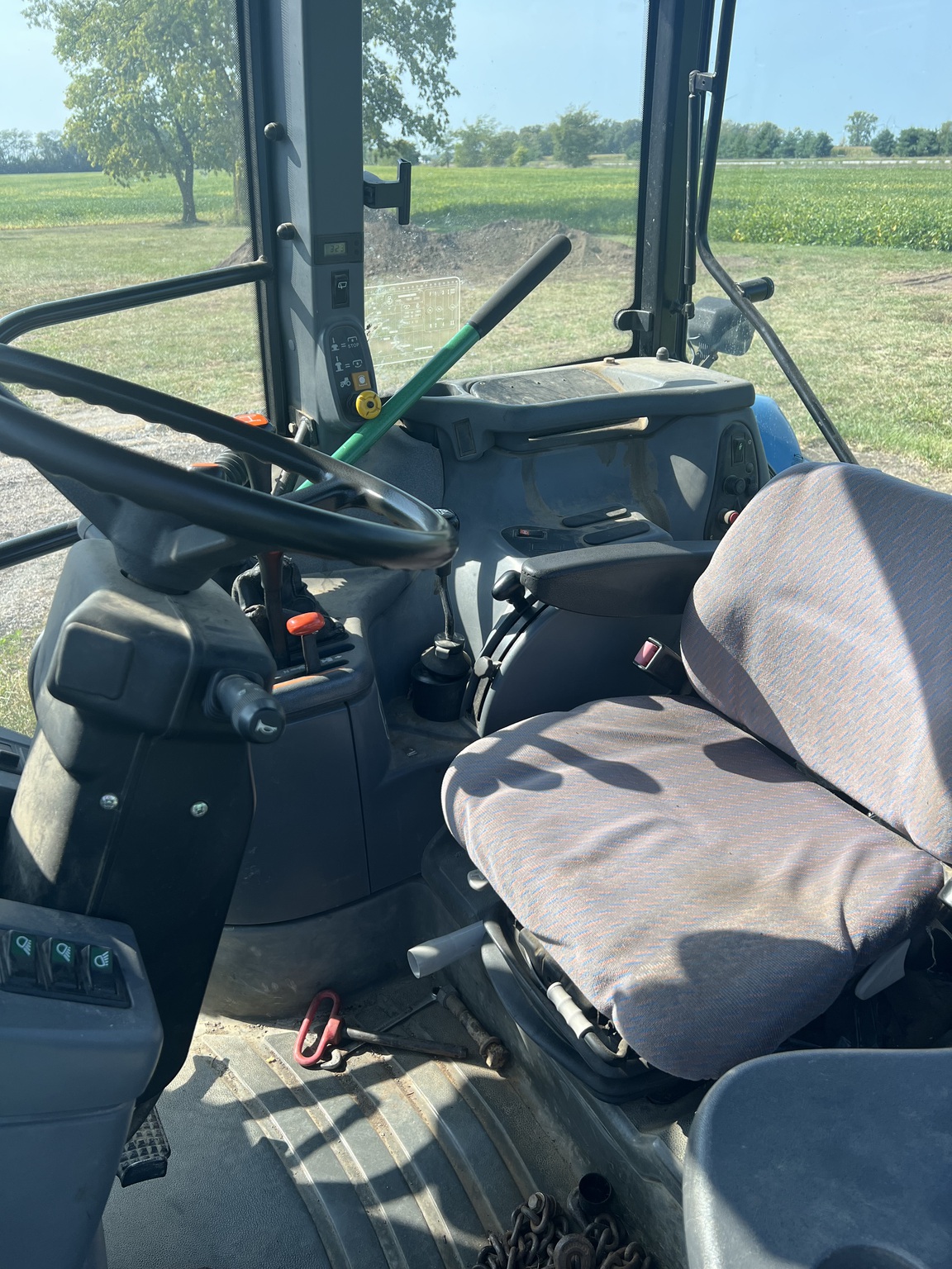 2000 New Holland TS110 Image 7