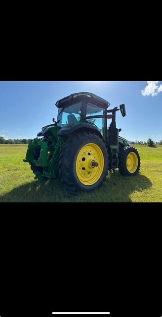 2023 John Deere 8R 250 Image 4