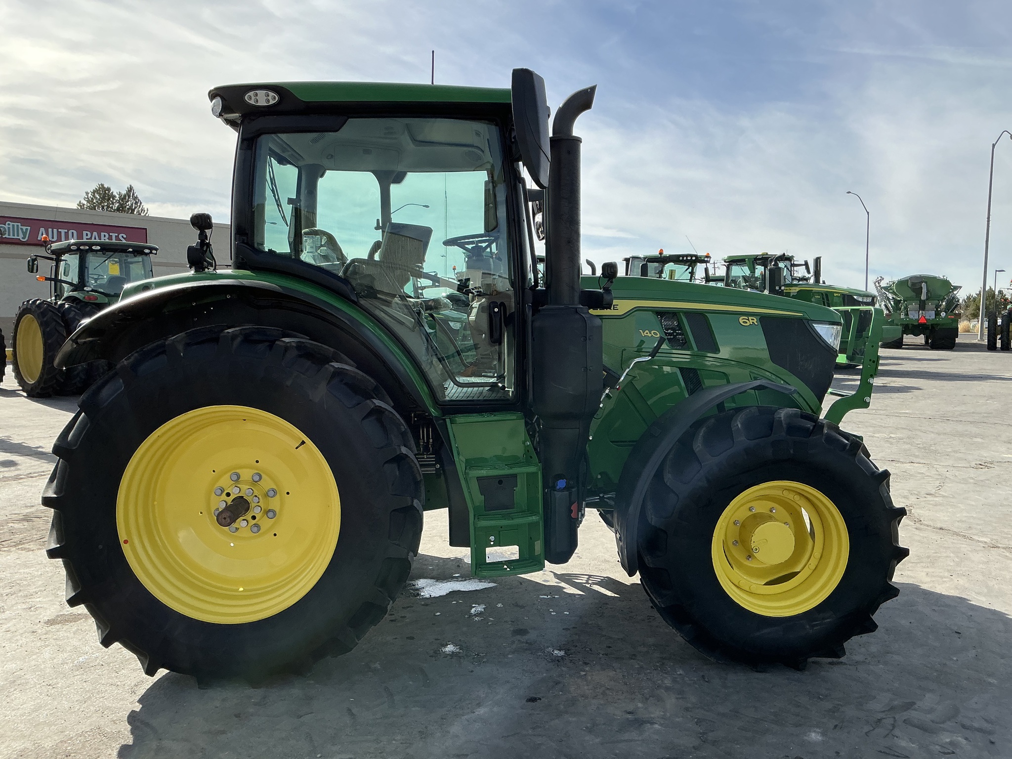 2023 John Deere 6R 140 Image 6