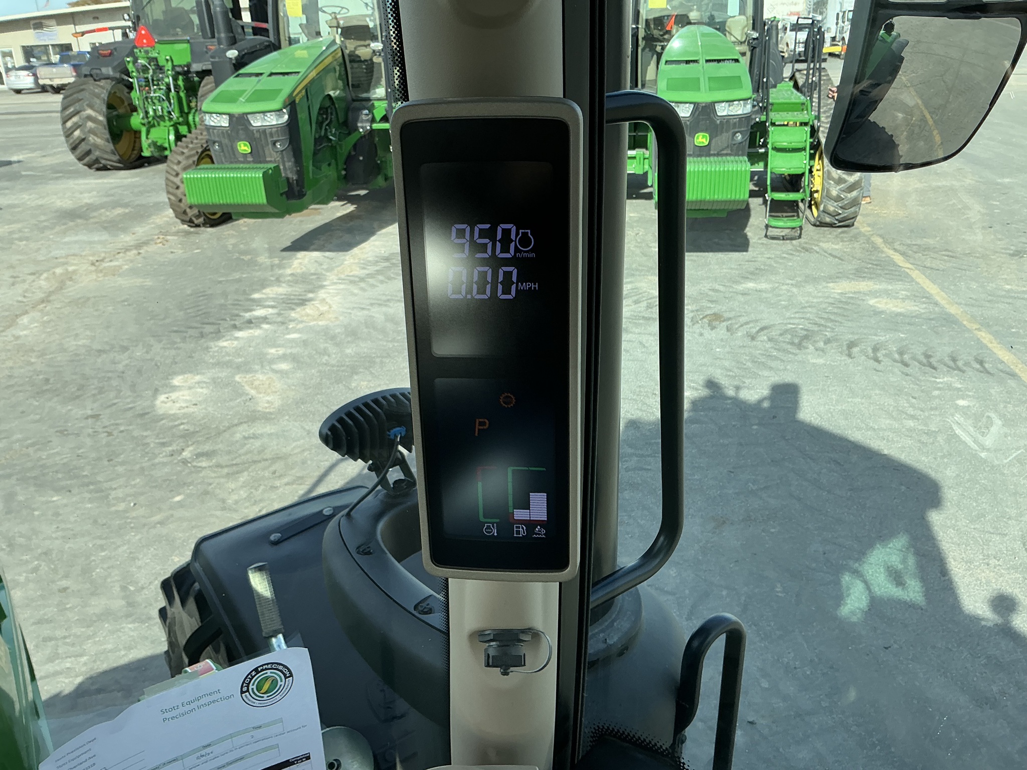 2023 John Deere 6R 140 Image 25