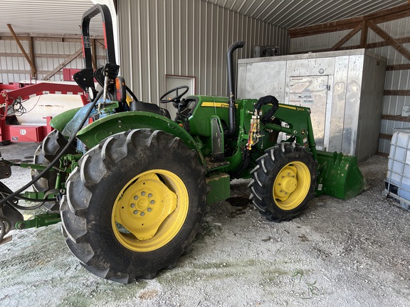 Photo of 2024 John Deere 5060E