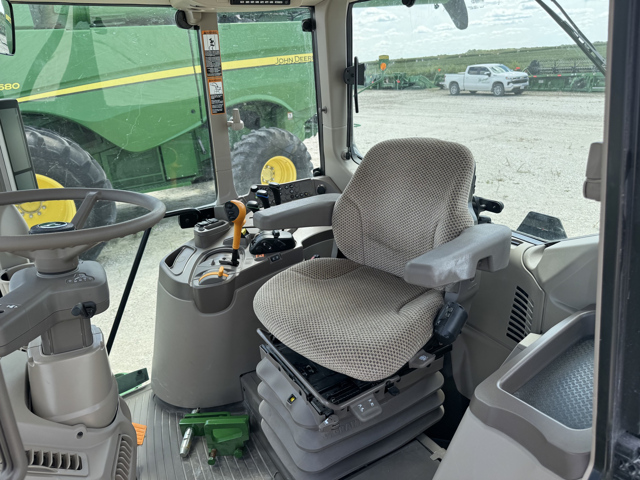  2024 John Deere 6130M at Heritage Tractor in Quincy, IL