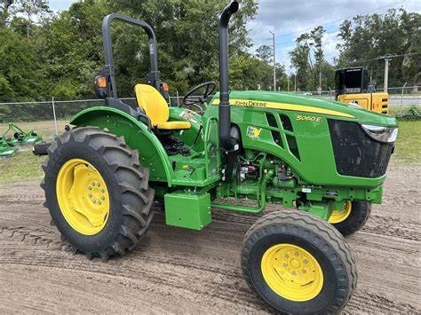 2025 John Deere 5060E Image 4