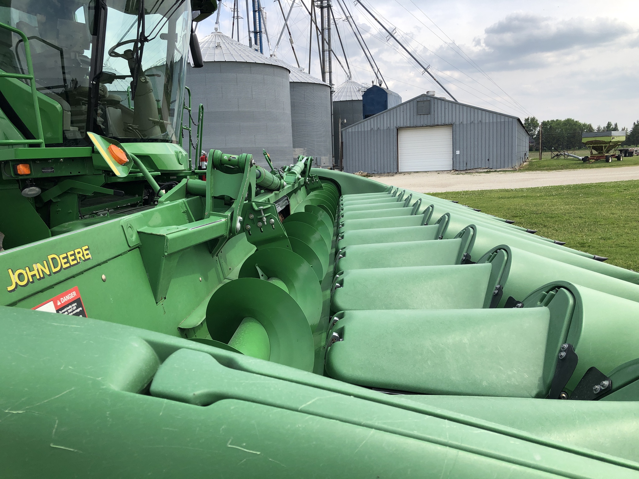 2019 John Deere 712FC Image 41