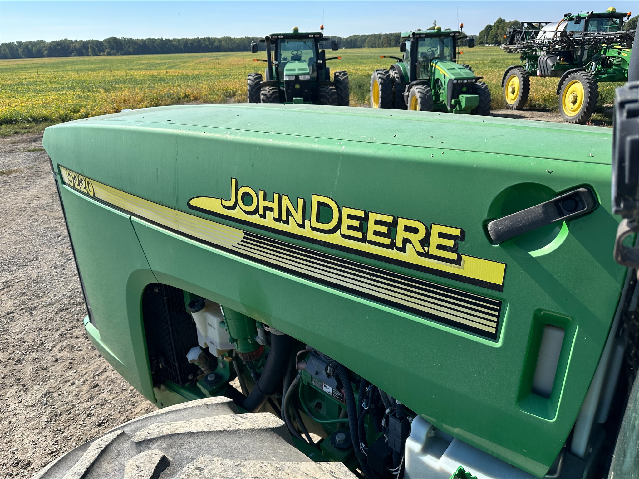 2007 John Deere 9220 Image 4