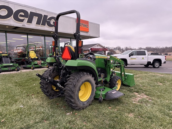 Used 2018 John Deere 2032R Compact Utility Tractors at Koenig Equipment in Lebanon, OH - Photo5