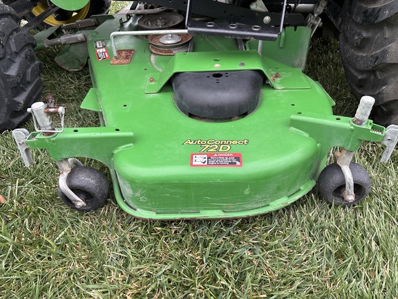Used 2018 John Deere 2032R Compact Utility Tractors at Koenig Equipment in Lebanon, OH - Photo12