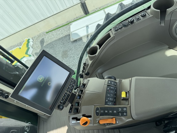 2023 John Deere 8R 370-14