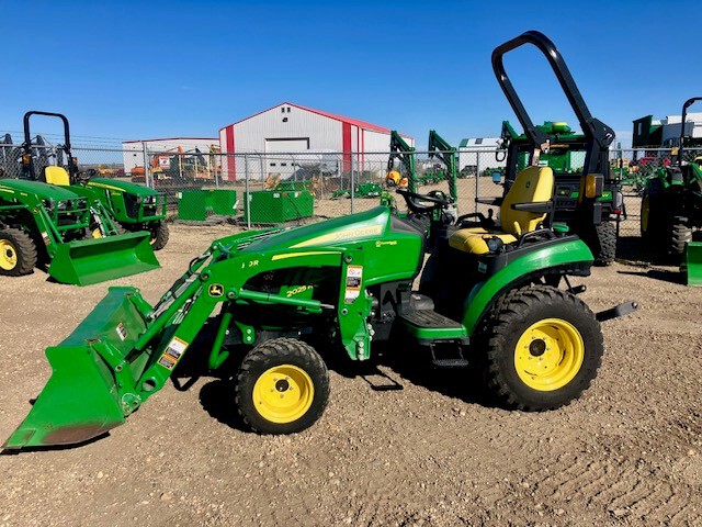 2023 John Deere 2025R Image 1