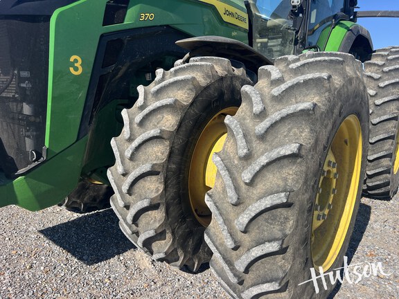 Photo of 2024 John Deere 8R 370