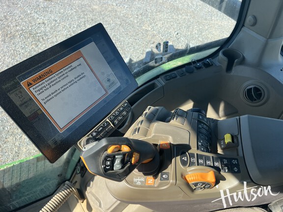 Photo of 2024 John Deere 8R 370