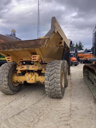 2023 John Deere 310E