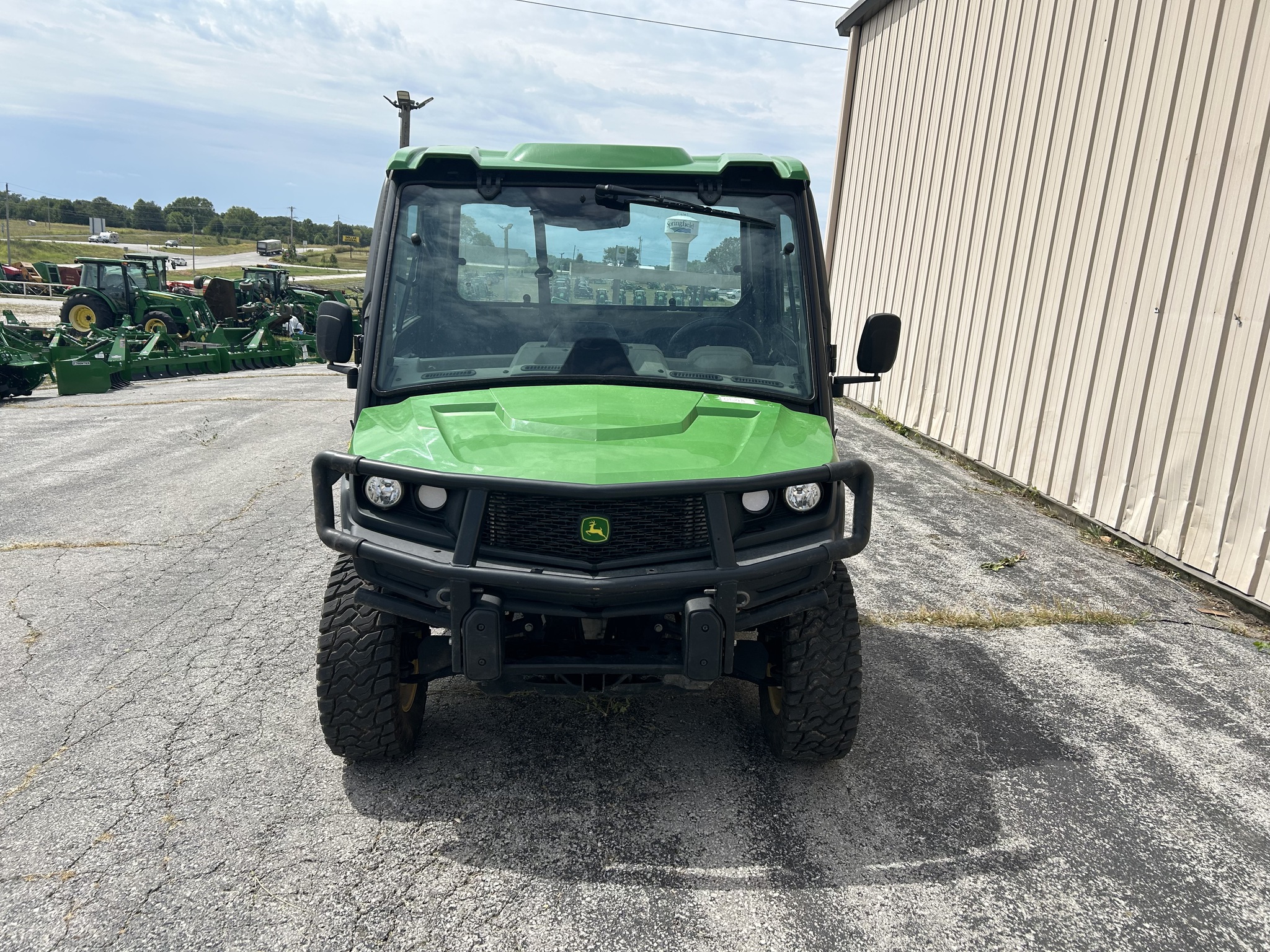  2024 John Deere XUV 835R at Heritage Tractor in Rogersville, MO