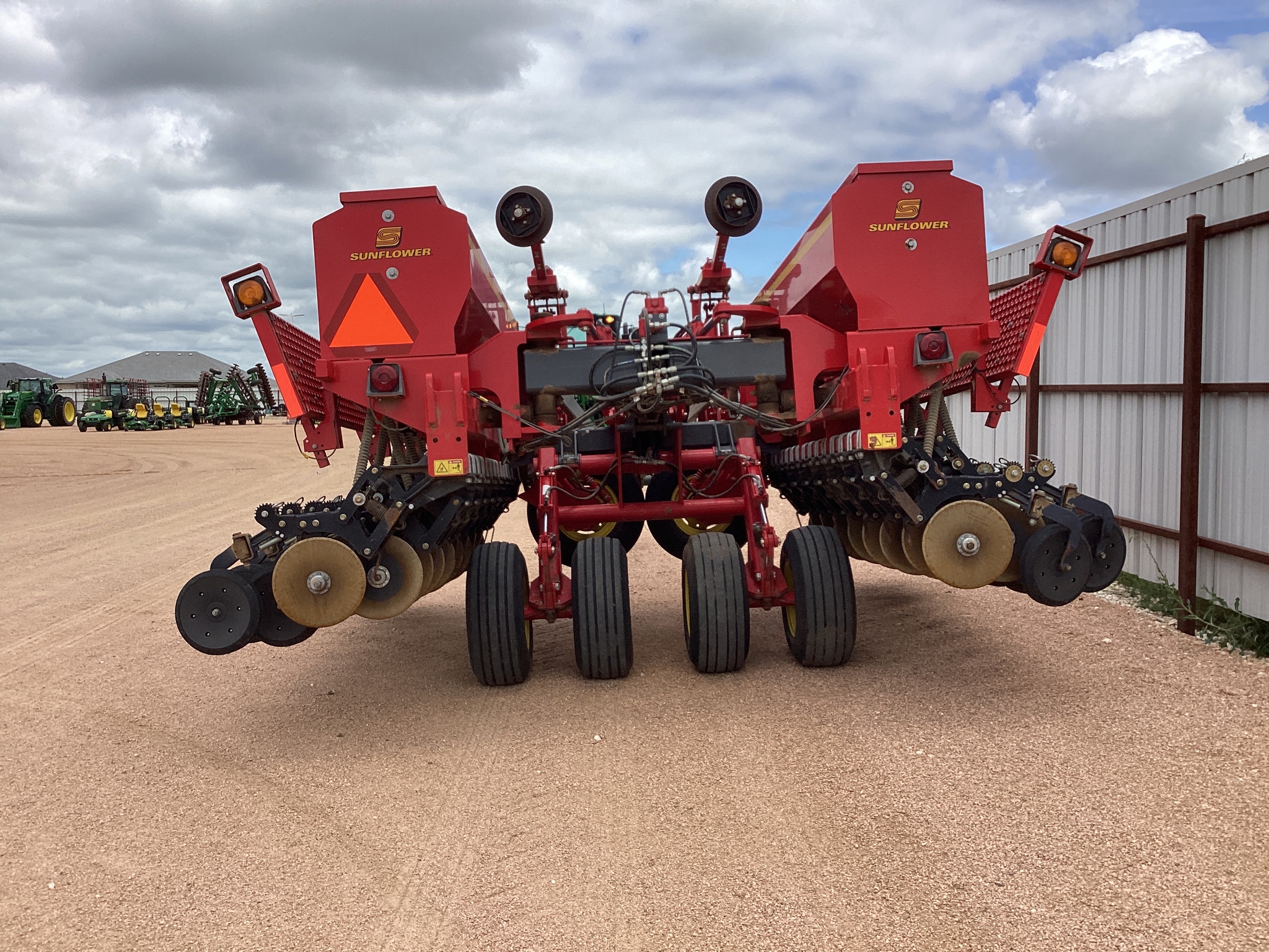 2016 Sunflower 9421 Image 10