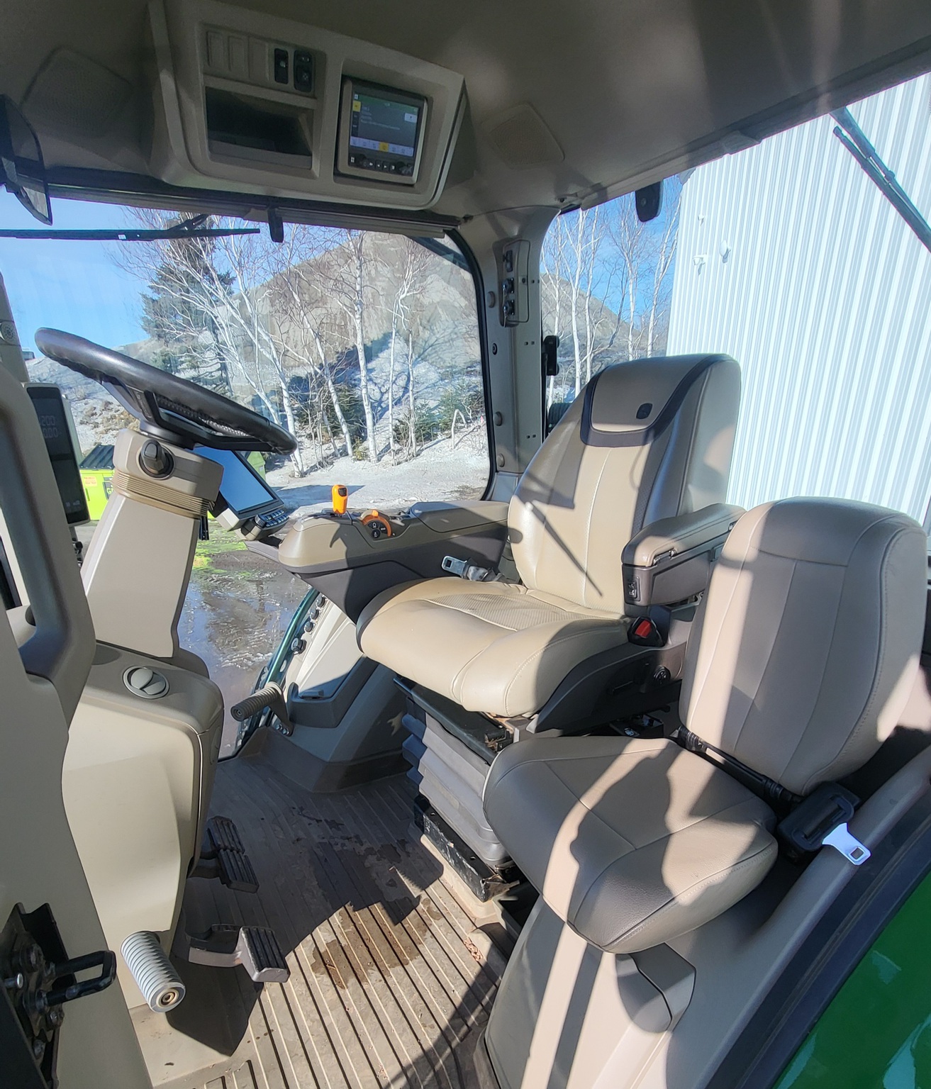 2022 John Deere 7R 350 Image 9