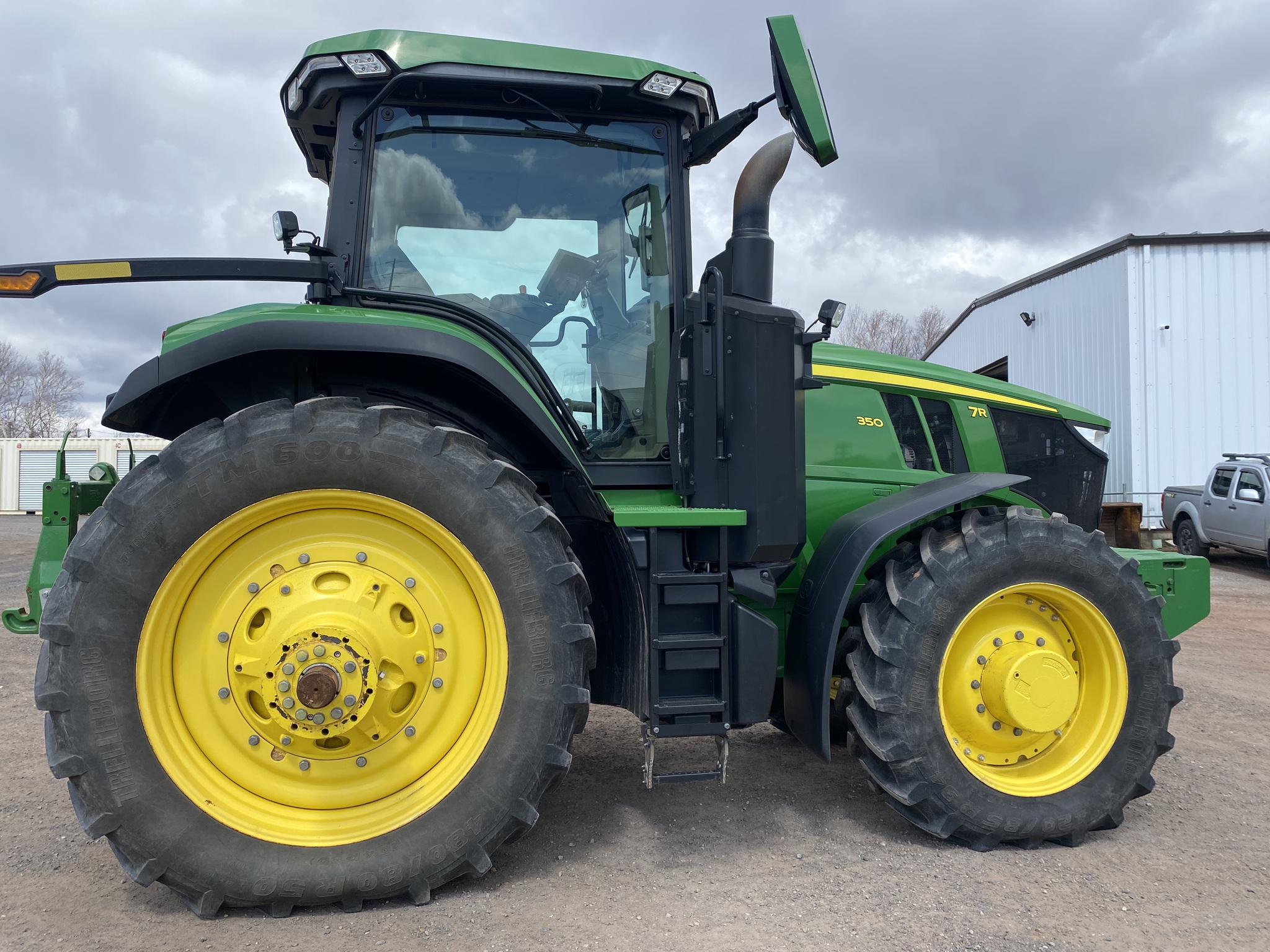 2022 John Deere 7R 350 Image 4