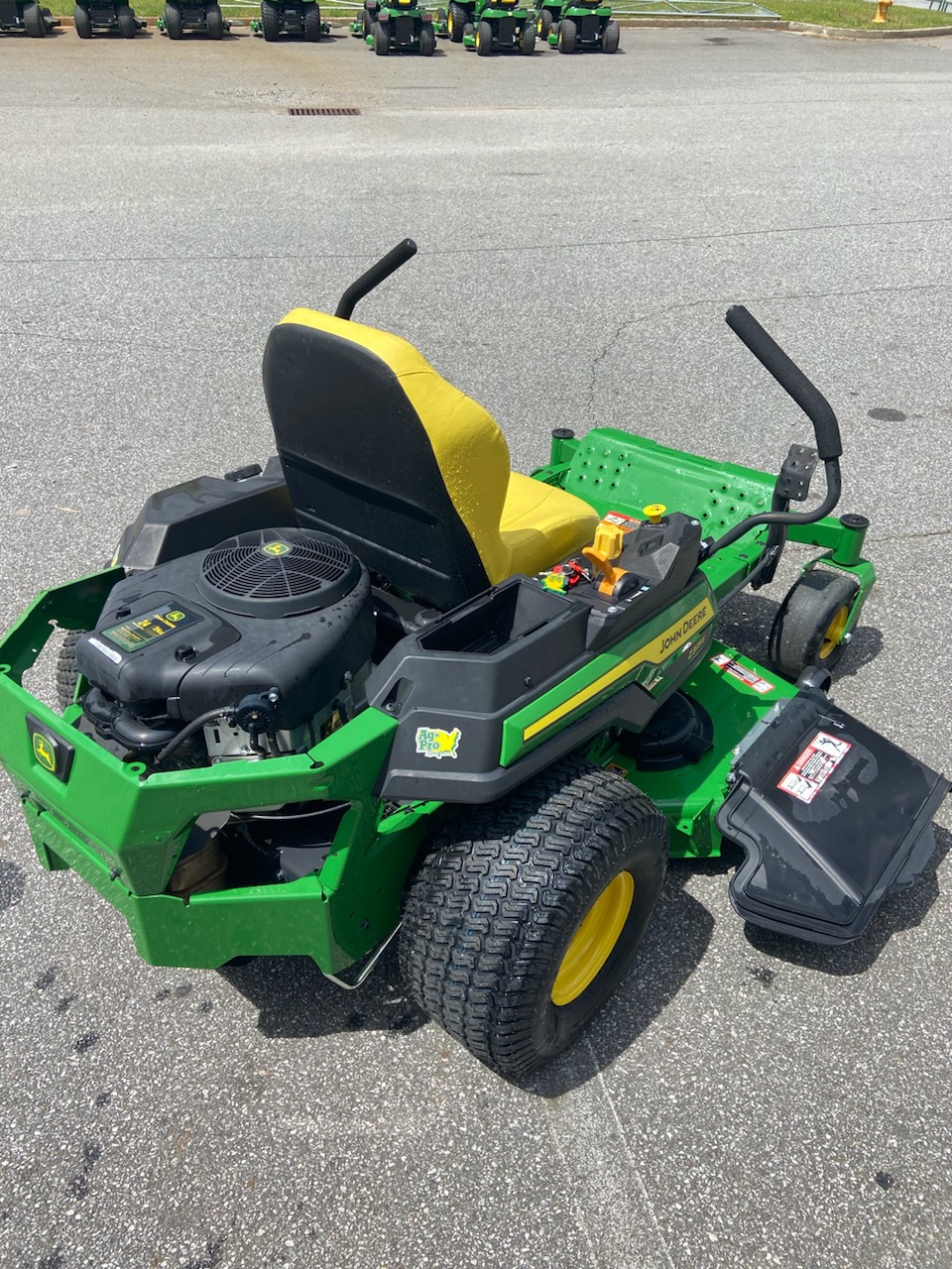 2024 John Deere Z325E Image 4