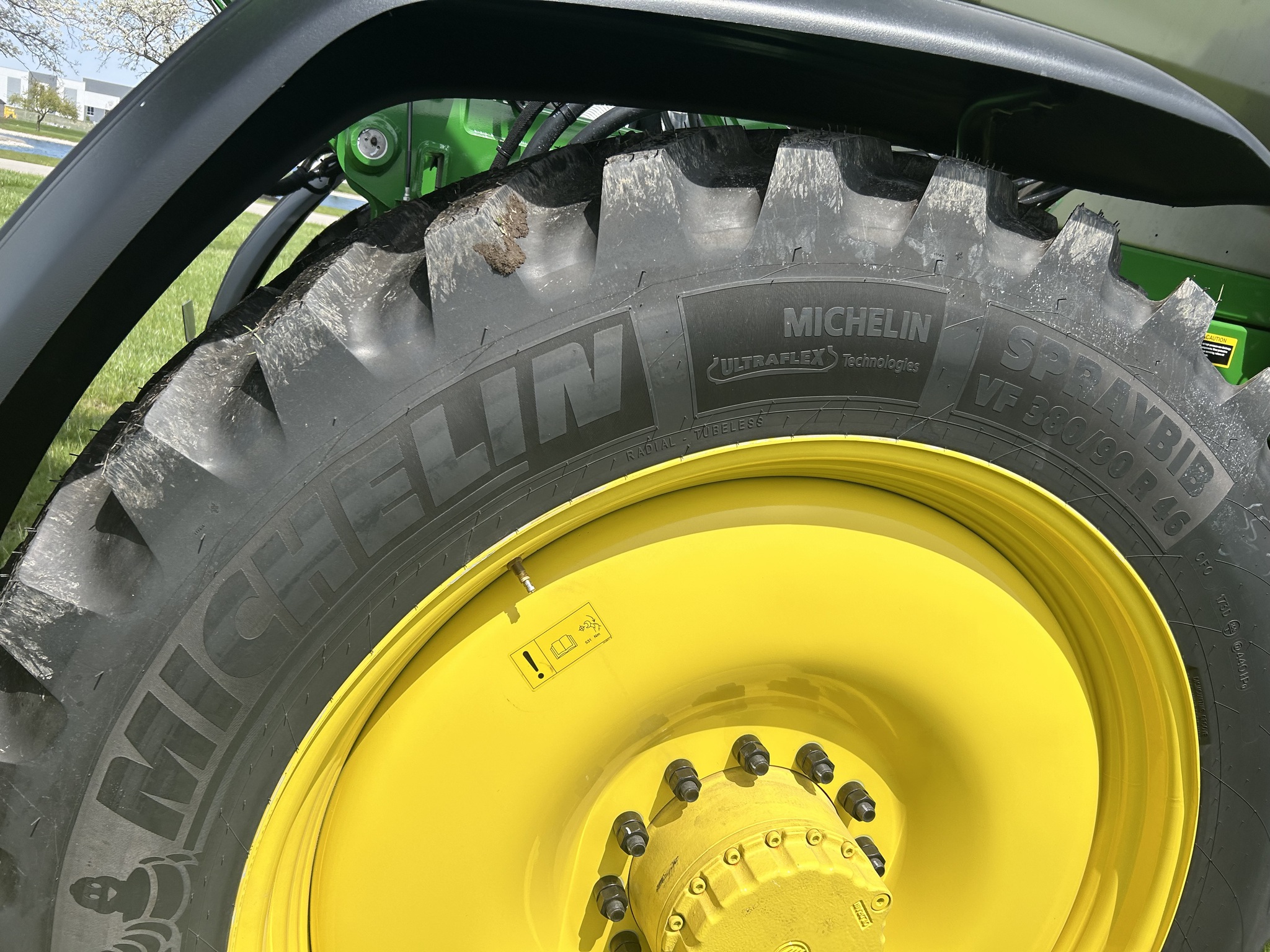 2025 John Deere 412R Image 15