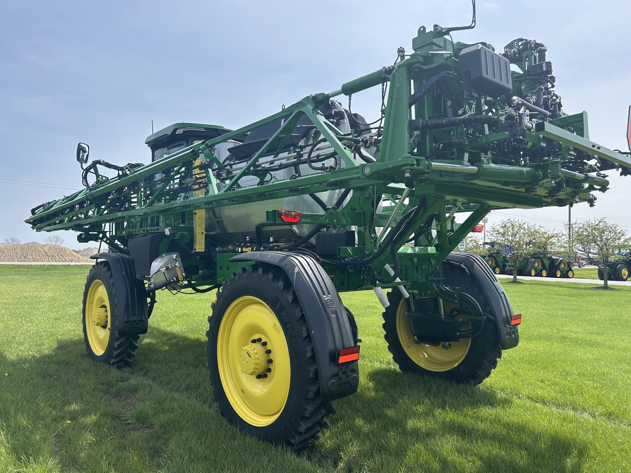 2025 John Deere 412R Image 14