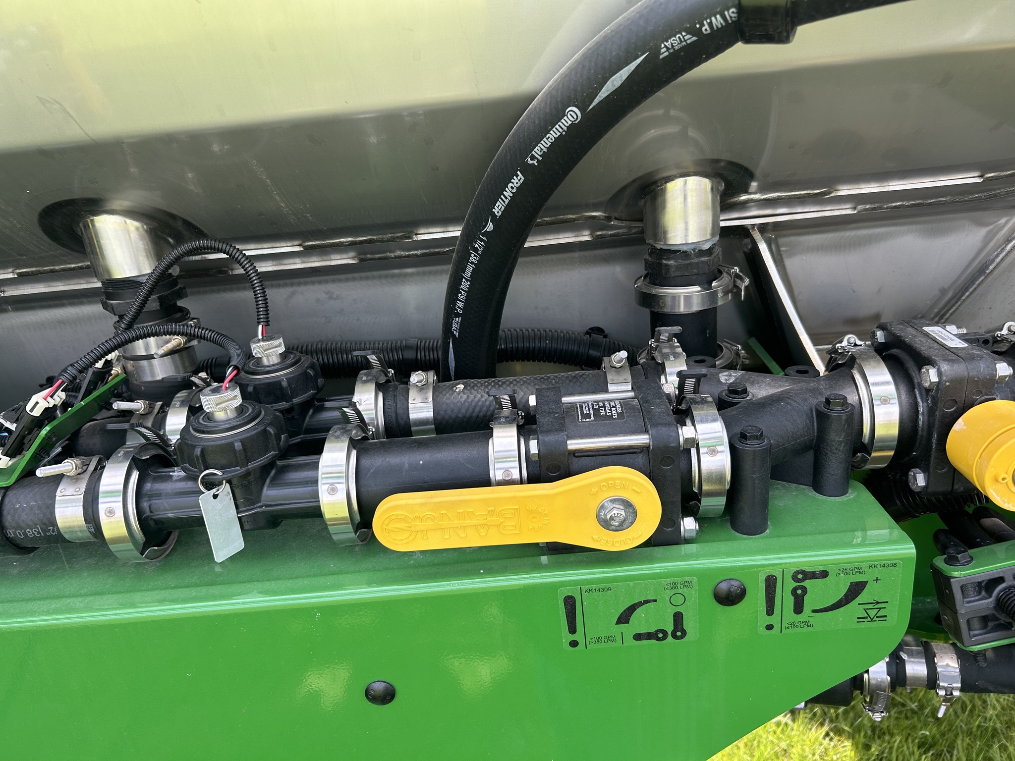 2025 John Deere 412R Image 13
