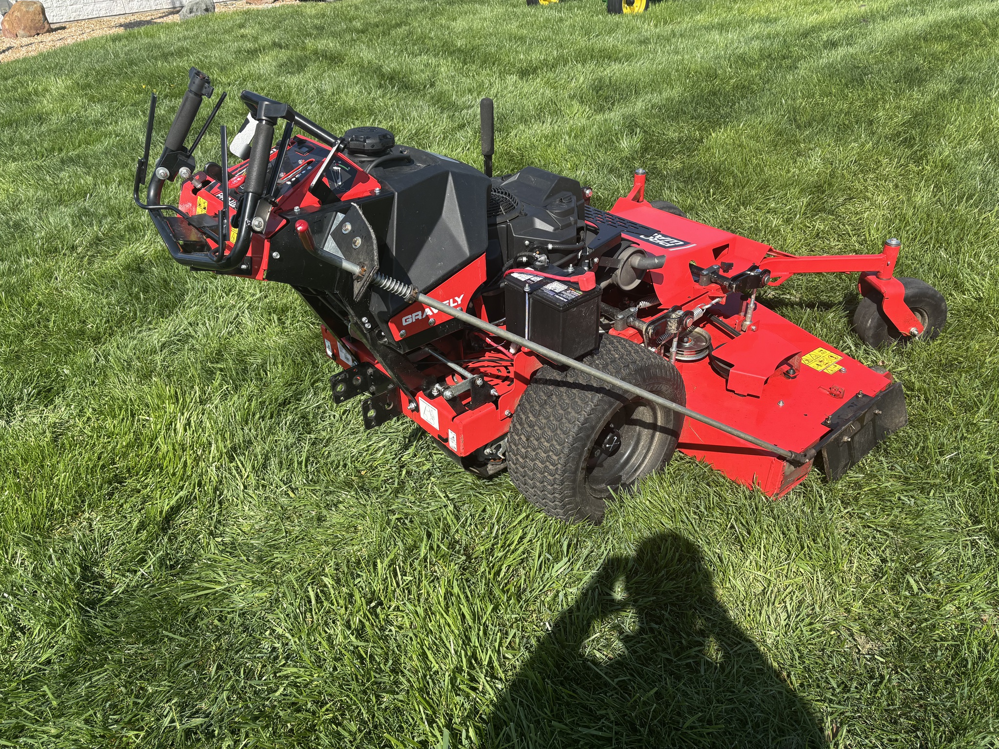 Used 2024 Gravely Pro-Walk 60 Commercial Walk Behind Mowers at Koenig Equipment in Lebanon, OH - PhotoXL4