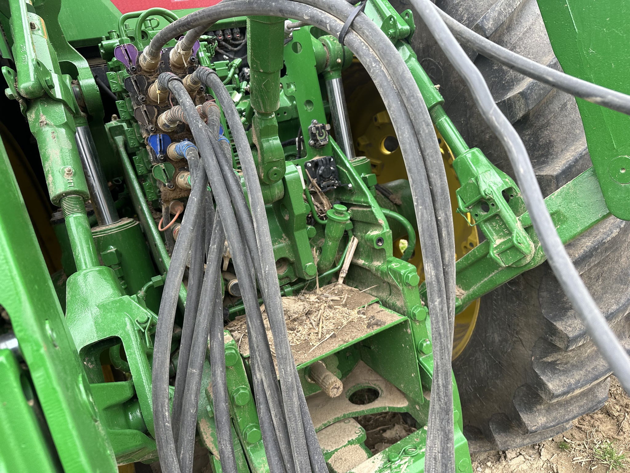 2024 John Deere 8R 340 Image 4