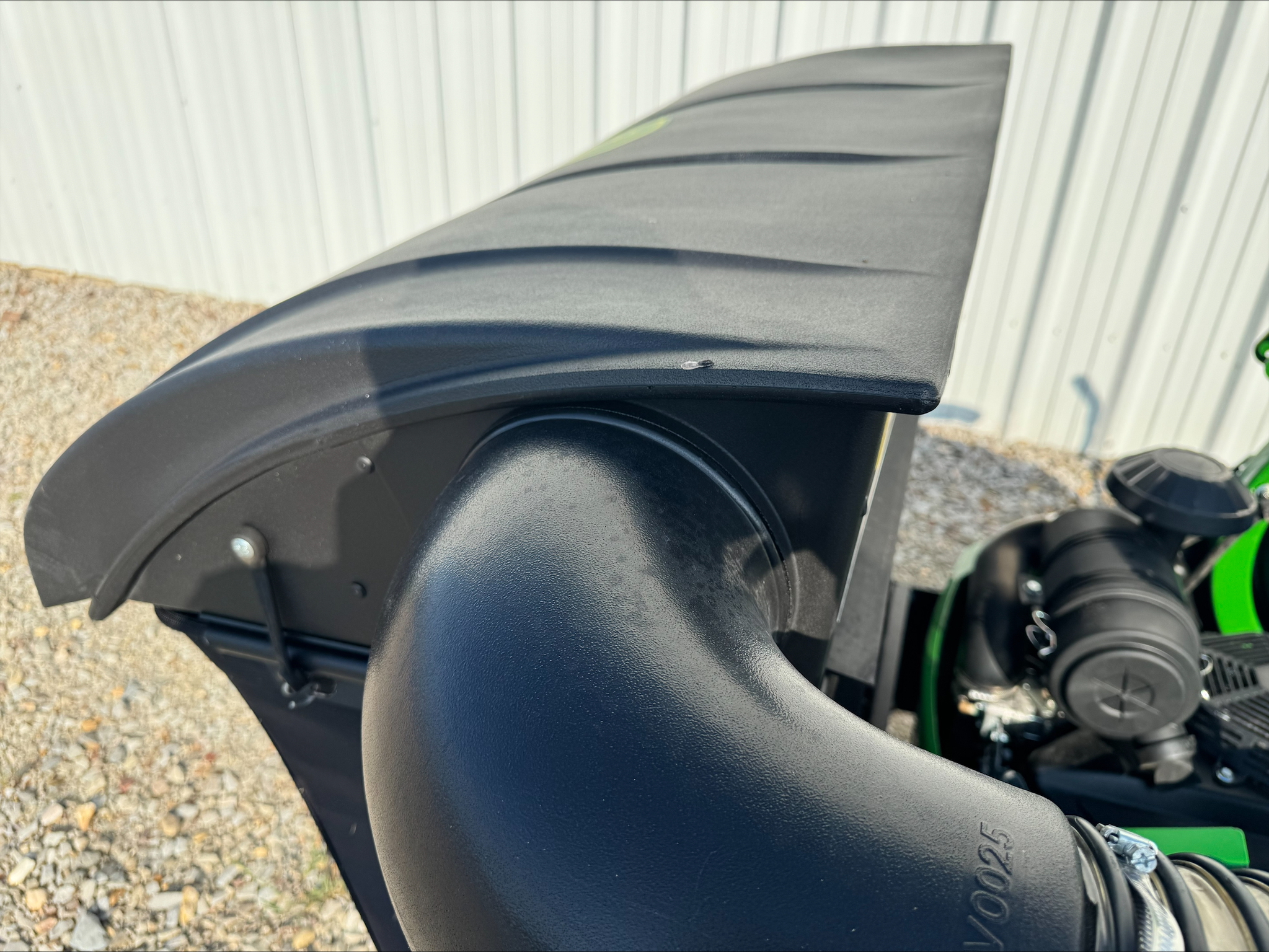 2024 John Deere Z930M Image 14
