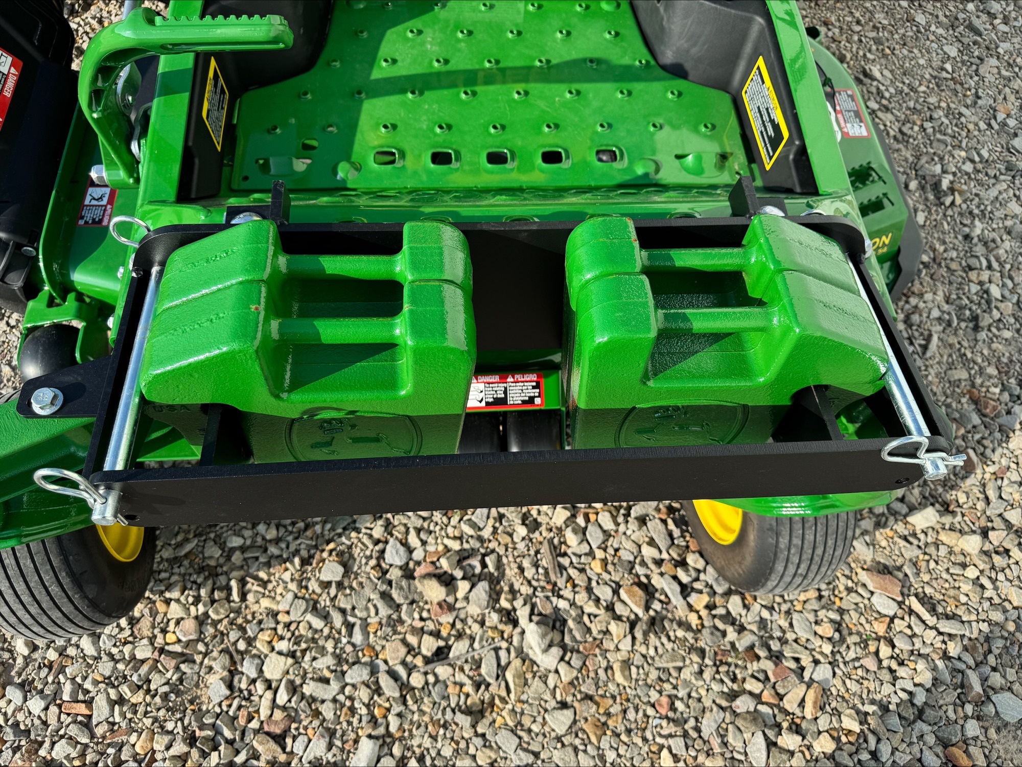 2024 John Deere Z930M Image 17