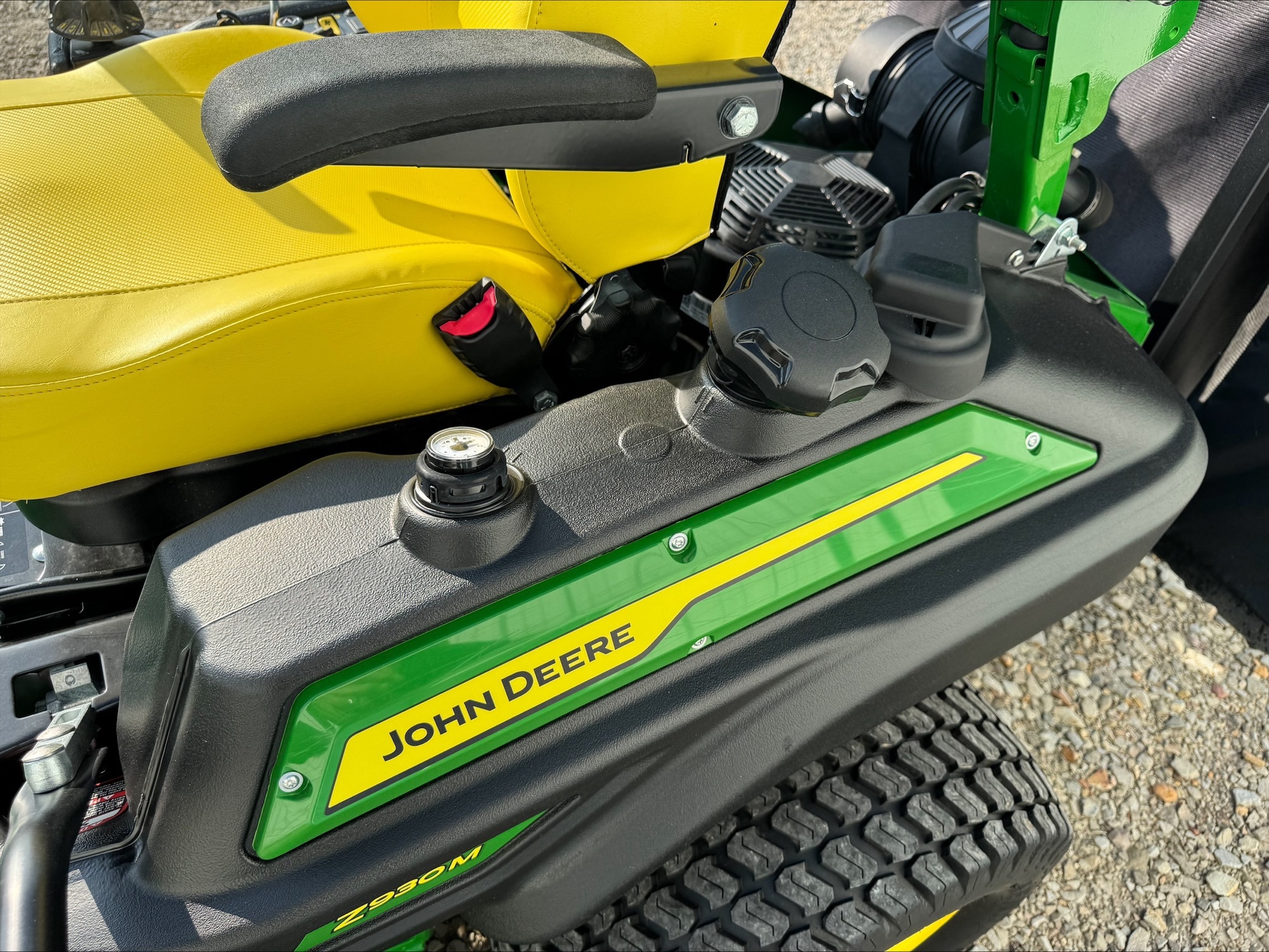 2024 John Deere Z930M Image 20