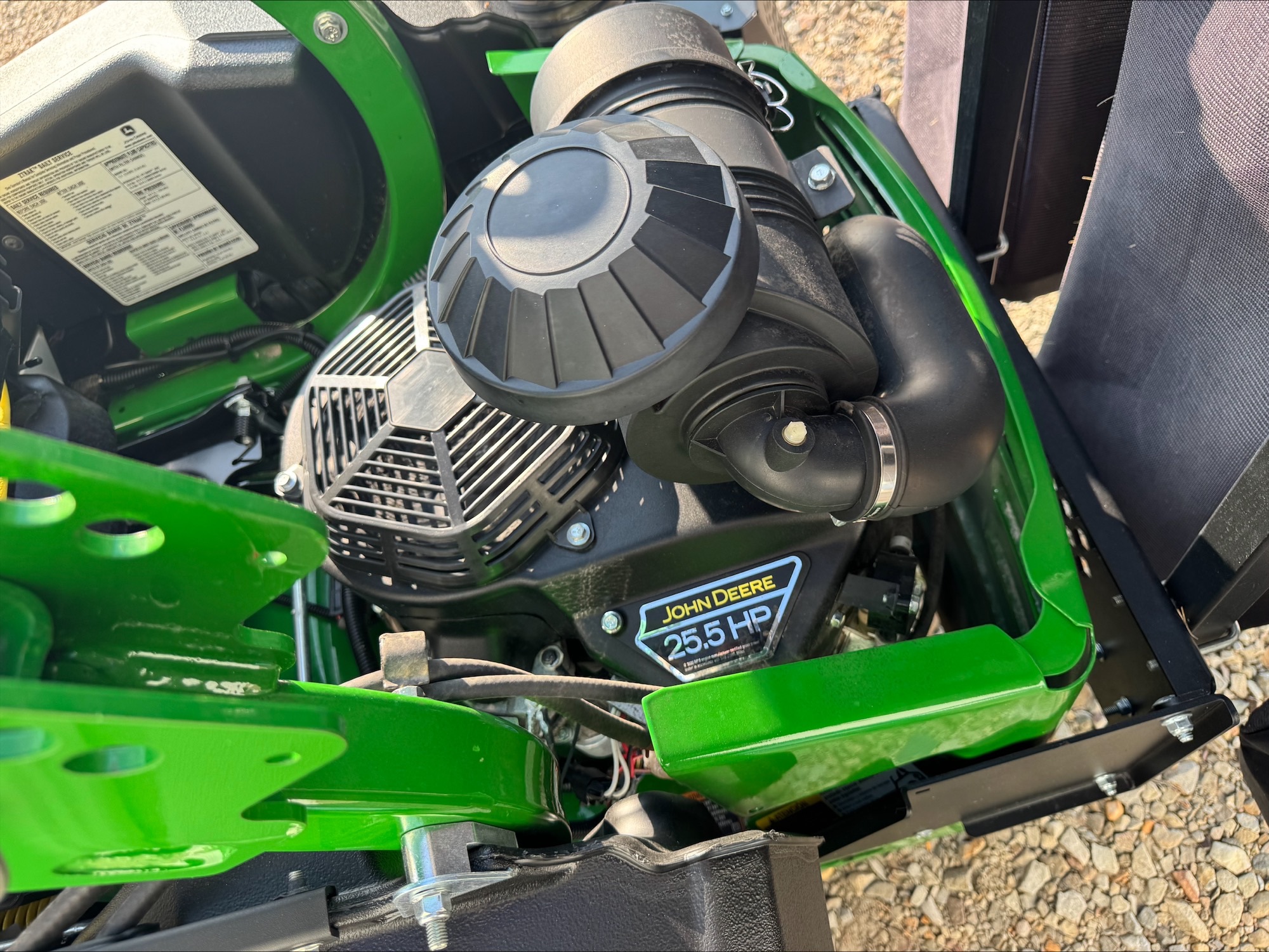 2024 John Deere Z930M Image 10