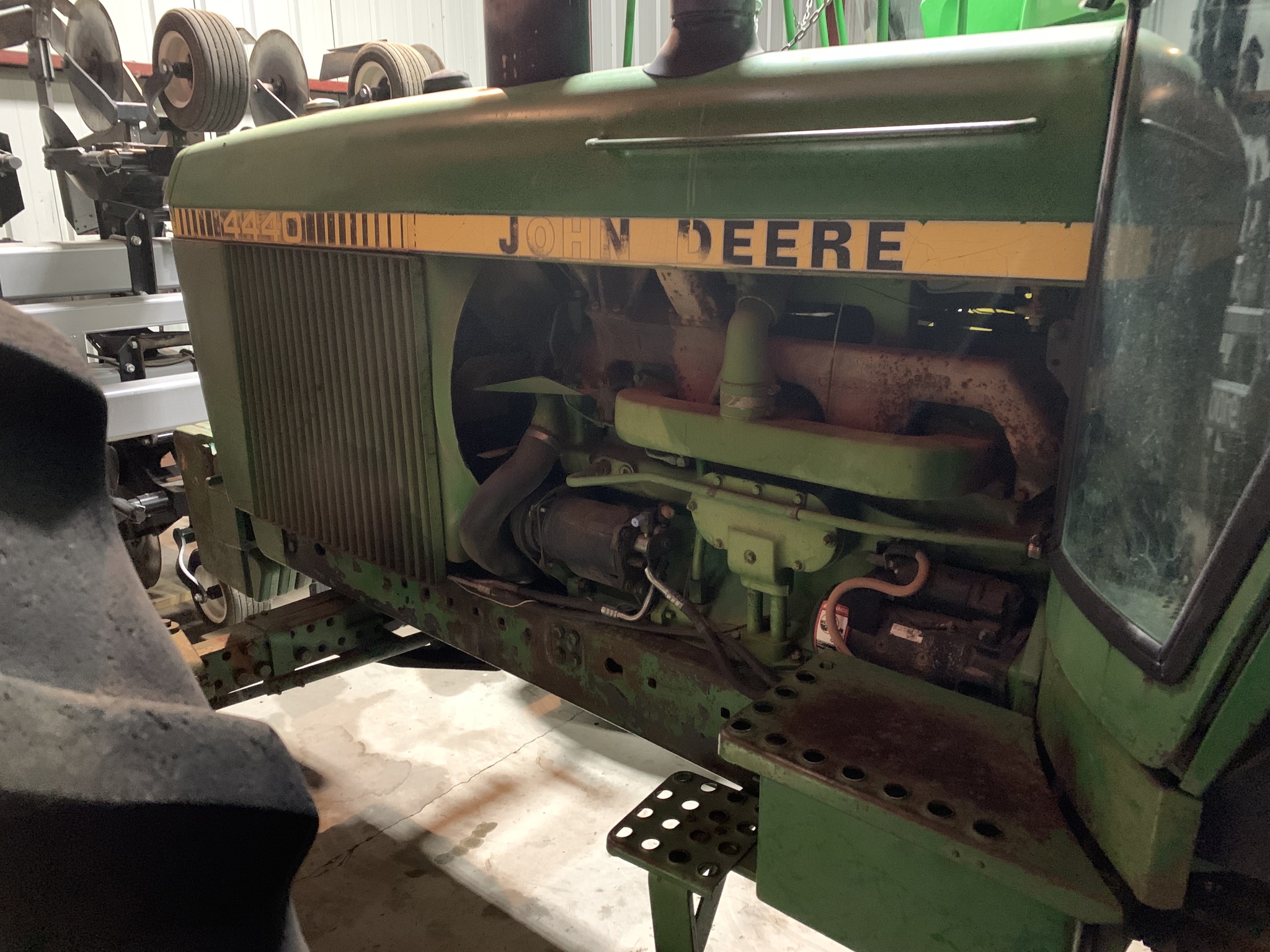 1981 John Deere 4440 Image 15