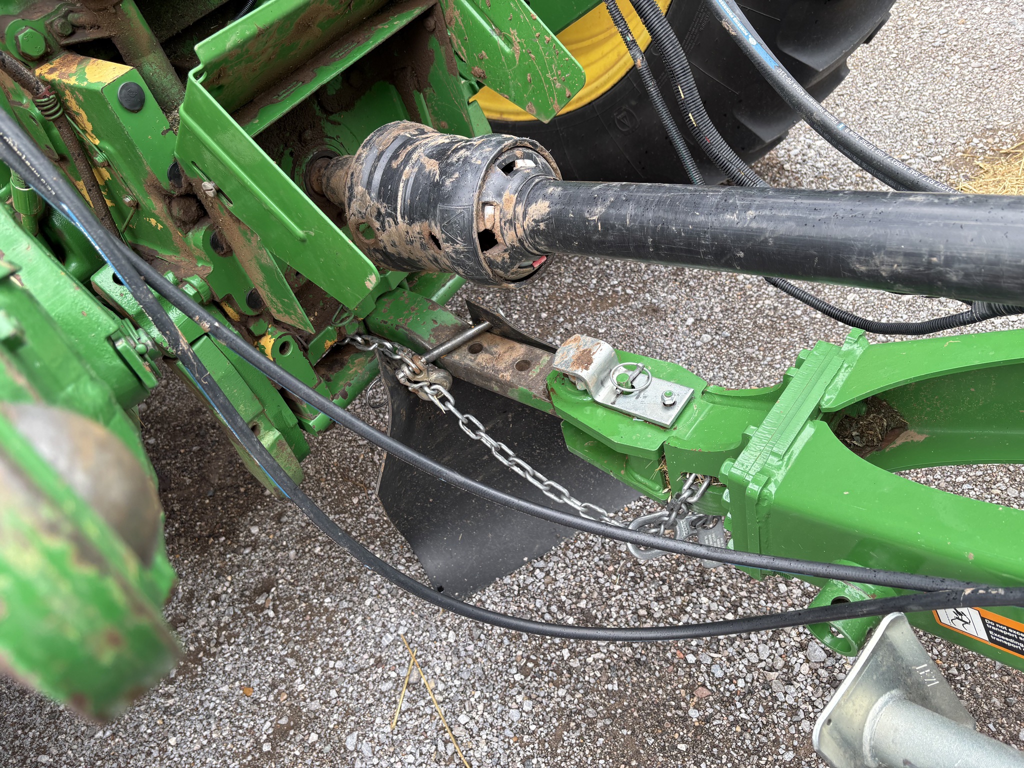 2021 John Deere 560M Image 7