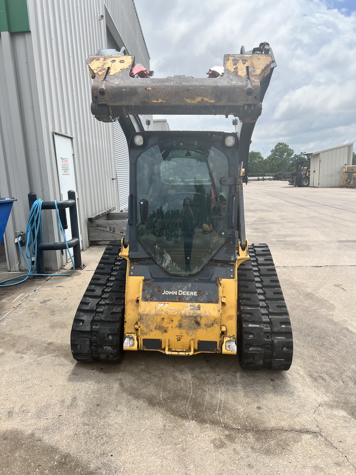 2023 John Deere 317G Image 3