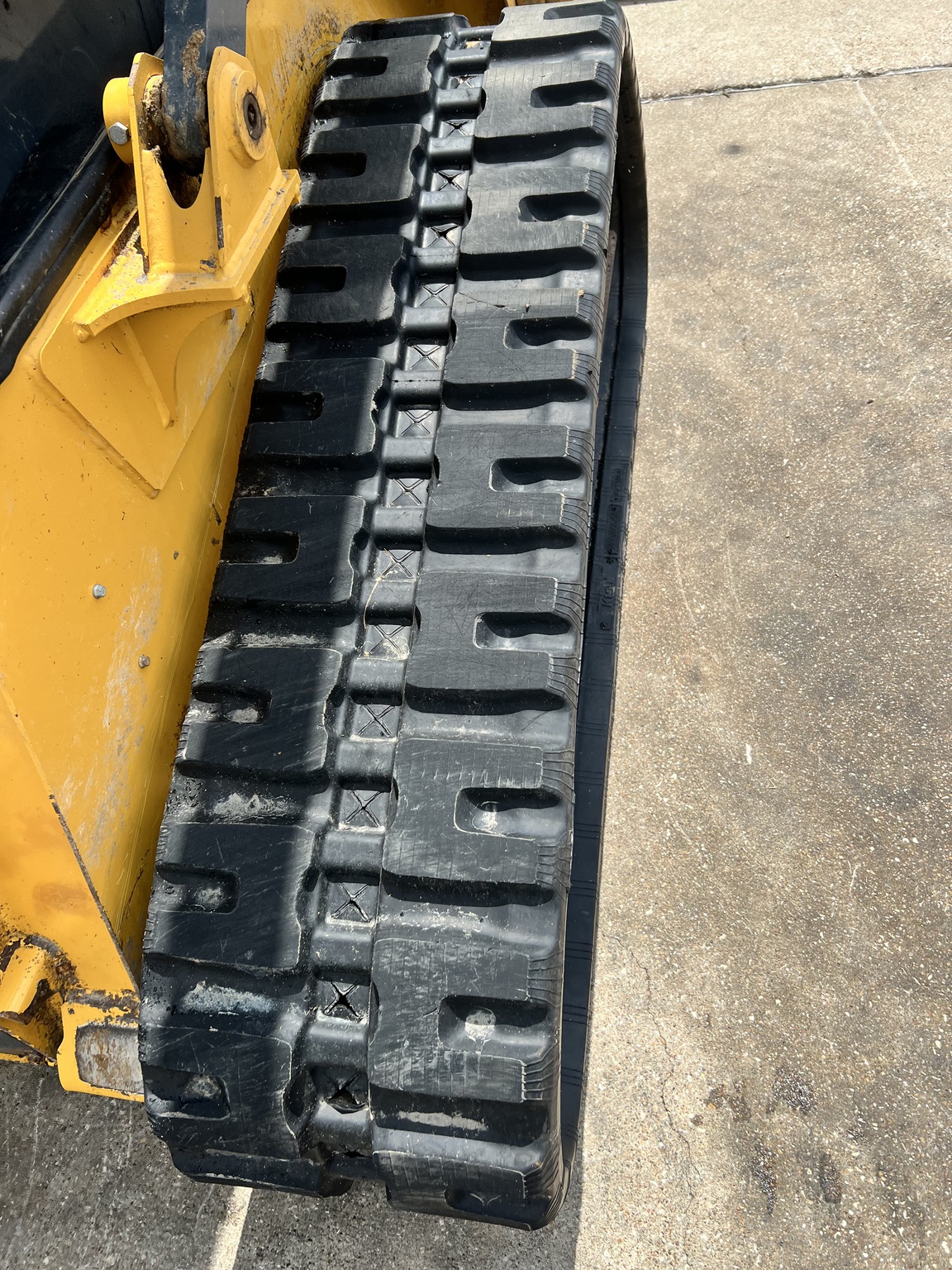 2023 John Deere 317G Image 29