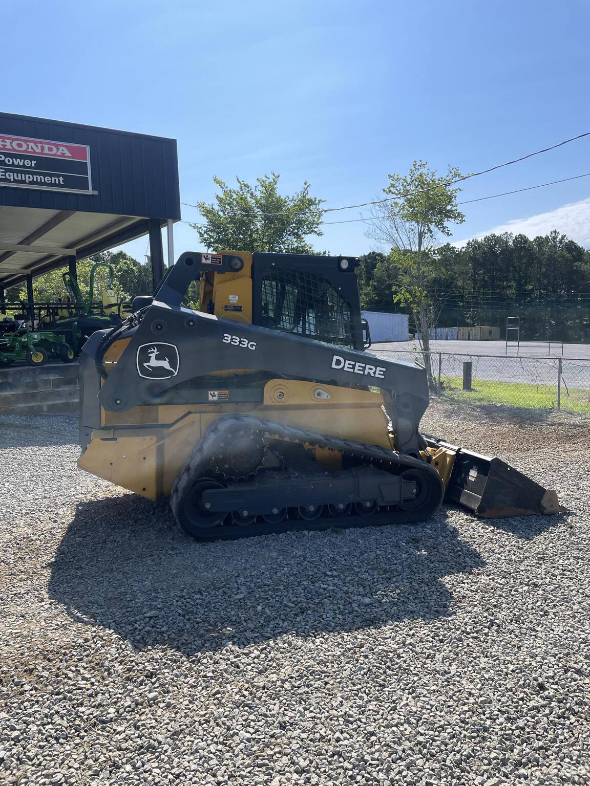 2024 John Deere 333G Image 2