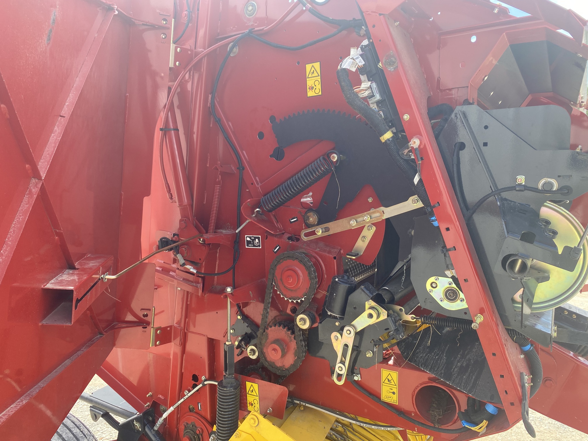  2023 New Holland Rollbelt 450 at Heritage Tractor in Harrison, AR